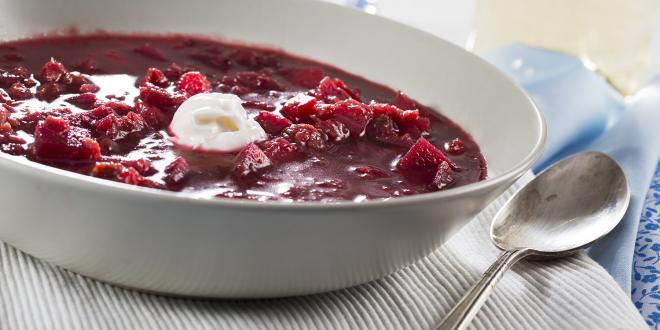 A cold bowl of traditional borscht